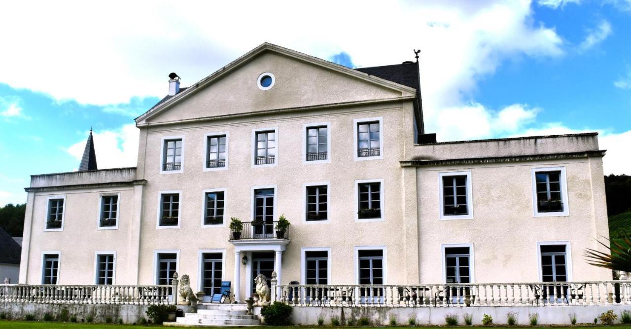 Chateau Roquehort Avec Ev Recharge Point 22Kw Monein Exterior photo