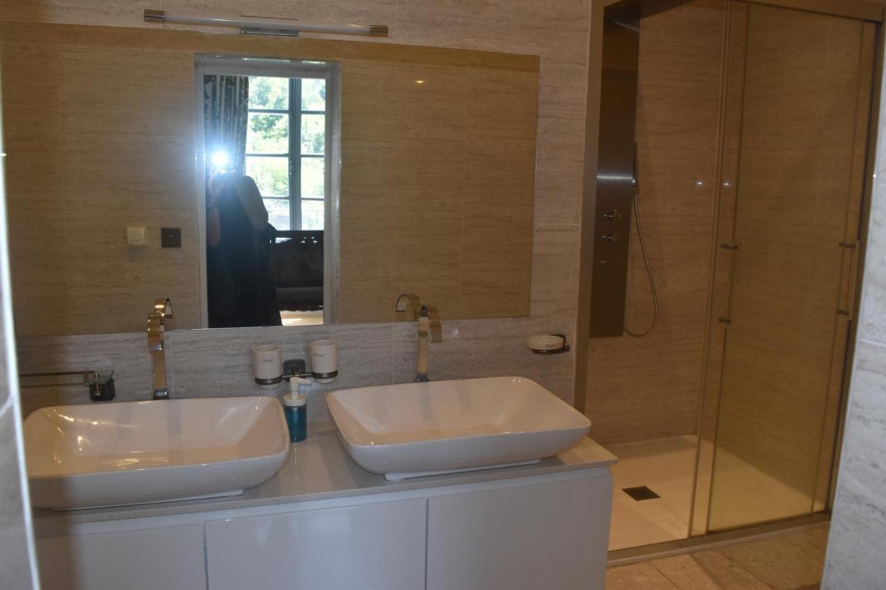 Chateau Roquehort Avec Ev Recharge Point 22Kw Monein Exterior photo