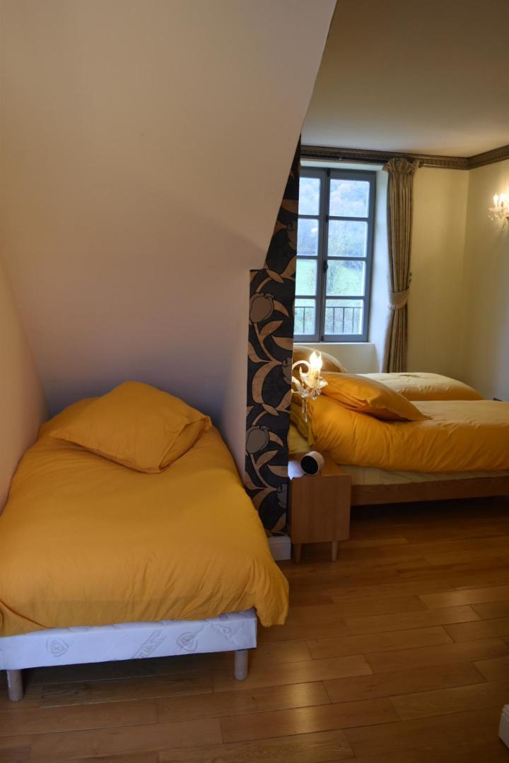 Chateau Roquehort Avec Ev Recharge Point 22Kw Monein Room photo